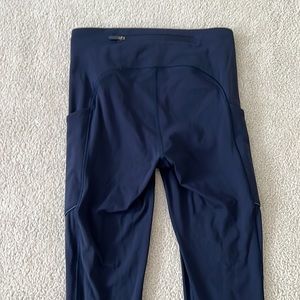 navy blue lululemon leggings